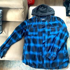 Pacsun ~ blue and black hooded flannel size large